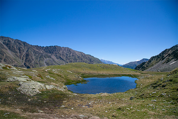 Kleiner Natursee bei der Lazaunhütte